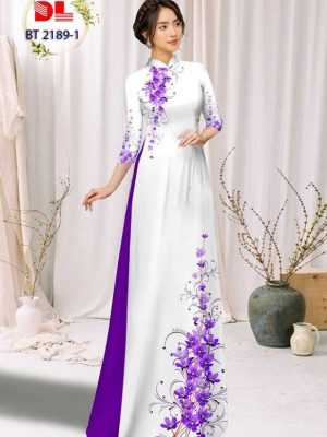 1675910876 vai ao dai dep vua ra (3)